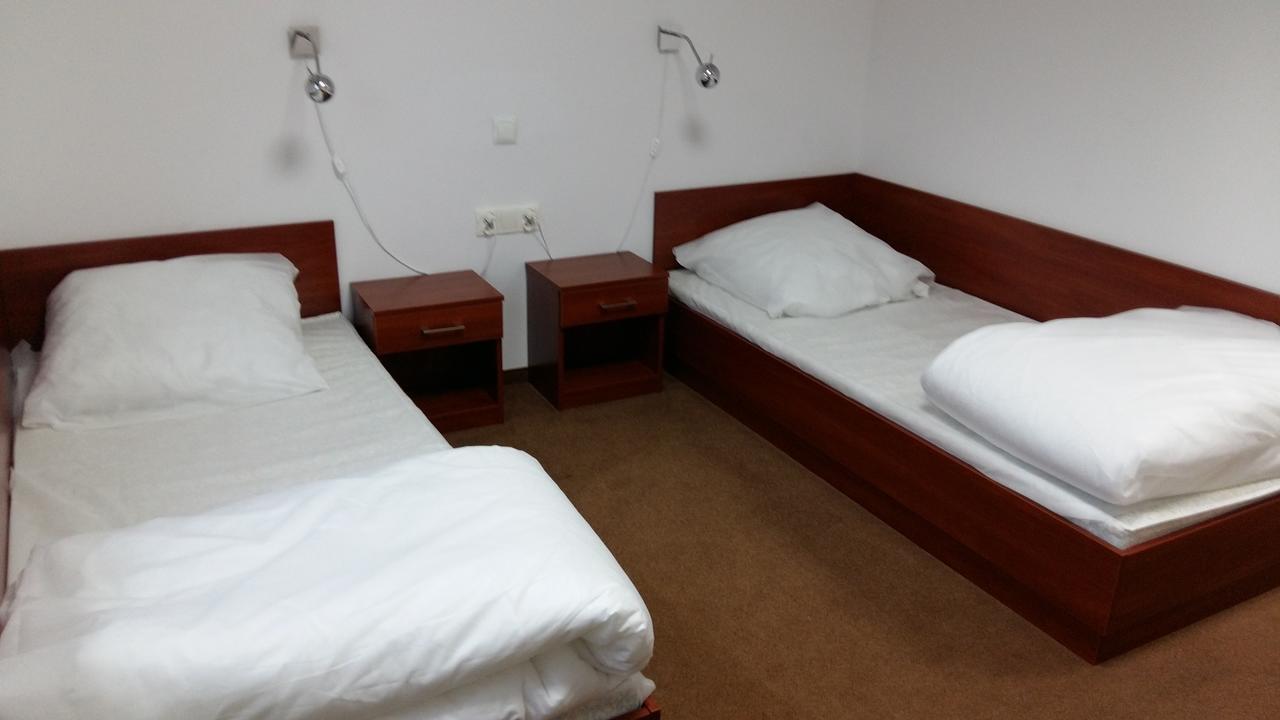 Motel Stare Brynki Przy Stacji Bp Trojka Chlebowo Eksteriør bilde